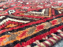 Charger l'image dans la galerie, Isabella - Vintage Tribal Qashqai Rug