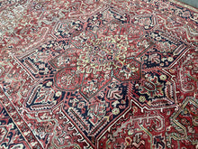 Charger l'image dans la galerie, Marco - Large Vintage Heriz Carpet