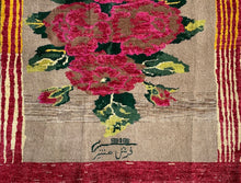Load image into Gallery viewer, Emilia - New Moshiri Rose Bouquet Rug