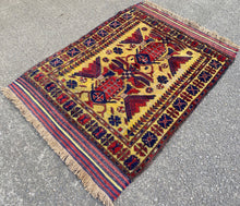 Lade das Bild in den Galerie-Viewer, Camellia - Unusual Antique Gendje Caucasian Rug