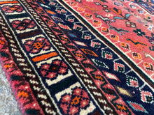 Lade das Bild in den Galerie-Viewer, Alessandro - Vintage Tribal Qashqai Rug