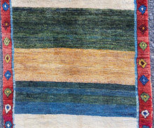 Lade das Bild in den Galerie-Viewer, Linda - New Gabbeh Runner