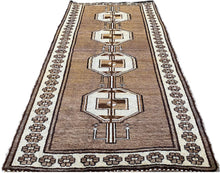 Charger l'image dans la galerie, Constantino - New Tribal Persian Gabbeh Runner