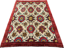 Load image into Gallery viewer, Eliza - New Persian Large Flower head Rug