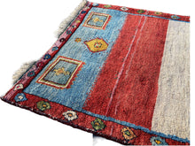 Lade das Bild in den Galerie-Viewer, Linda - New Gabbeh Runner