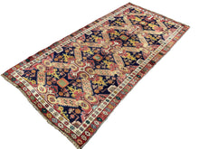 Lade das Bild in den Galerie-Viewer, Harriette - Vintage Caucasian Rug