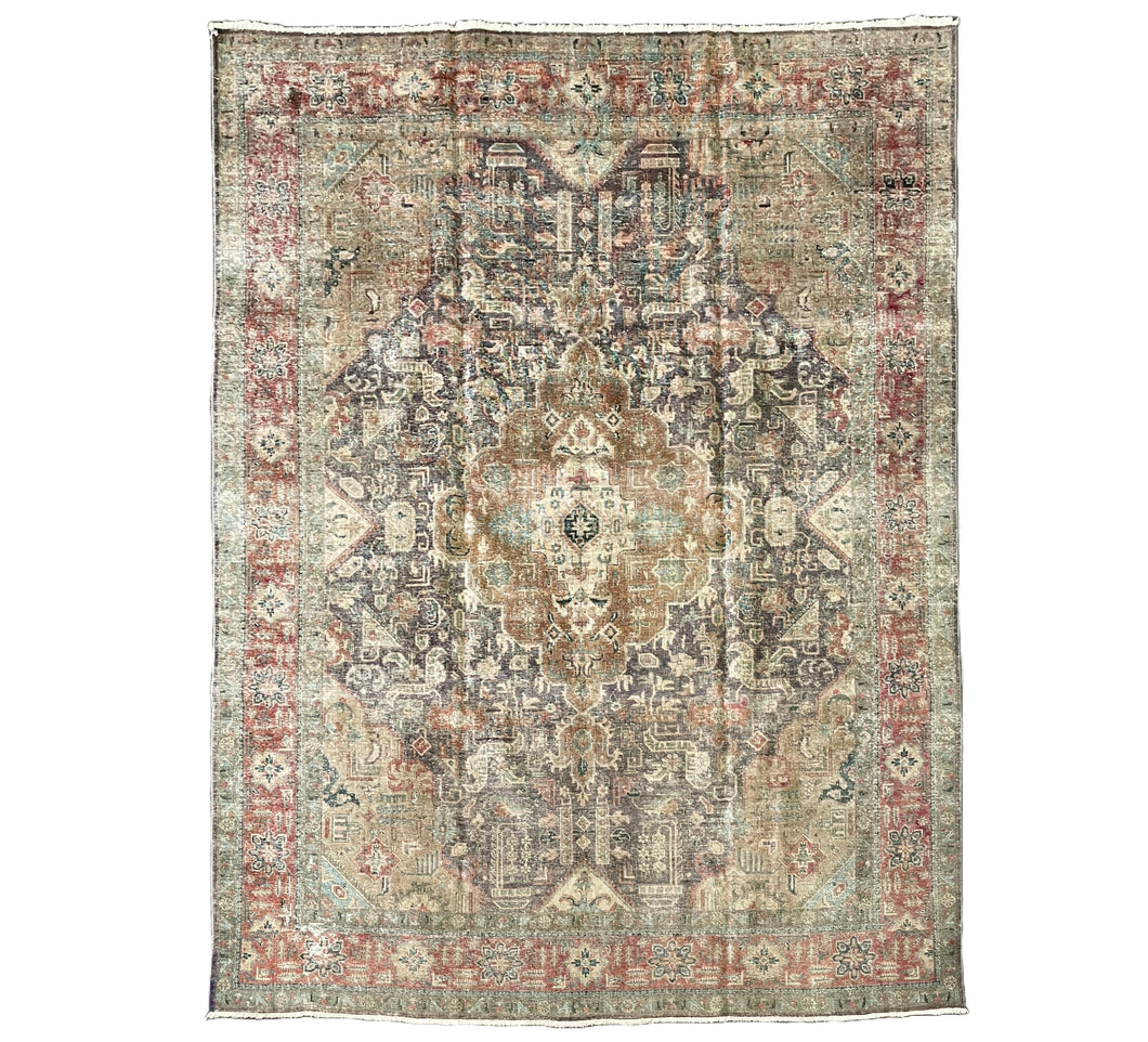 Lilibet - Large Vintage Heriz Carpet