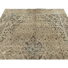 Lade das Bild in den Galerie-Viewer, Allegra - Vintage Kirman Carpet
