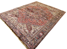 Cargar imagen en el visor de la galería, Leonel - Vintage Hand Made Heriz Persian Carpet
