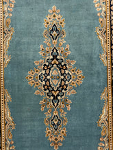 Lade das Bild in den Galerie-Viewer, Erice - Vintage Keshan Hand Made Rug
