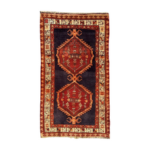 Charger l'image dans la galerie, Derna - Vintage Hand Made Kazak Rug
