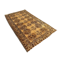 Load image into Gallery viewer, Farangis - Vintage Tribal Shiraz Qashqai Wool Rug
