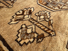 Load image into Gallery viewer, Farangis - Vintage Tribal Shiraz Qashqai Wool Rug
