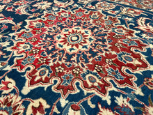 Charger l&#39;image dans la galerie, Cecilia - Fine Wool Isfahan Carpet
