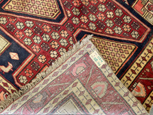 Charger l&#39;image dans la galerie, Kyle - Vintage Caucasian Kazak Runner
