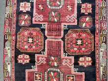 Carregar imagem no visualizador da galeria, Atlas - Vintage Caucasian Kazak Runner
