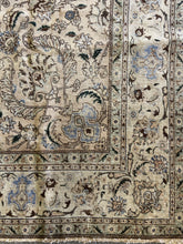 Lade das Bild in den Galerie-Viewer, Eliana - Vintage Mahal Carpet
