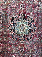 Lade das Bild in den Galerie-Viewer, Maeve - Vintage Meshed Carpet
