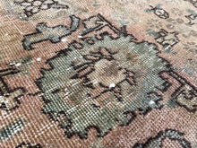 Cargar imagen en el visor de la galería, Blake - Vintage Tabriz Carpet
