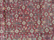 Carica l&#39;immagine nel visualizzatore di Gallery, Zoey - Vintage Qashqai Carpet
