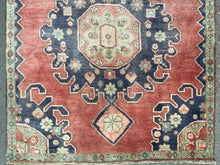 Charger l&#39;image dans la galerie, Isla - Vintage Caucasian Kazak Runner
