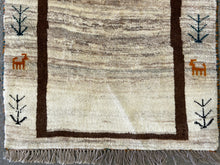 Carica l&#39;immagine nel visualizzatore di Gallery, Millie - New Plush Qashqai Gabbeh Rug
