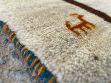 Carica l&#39;immagine nel visualizzatore di Gallery, Millie - New Plush Qashqai Gabbeh Rug
