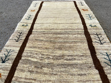 Carica l&#39;immagine nel visualizzatore di Gallery, Millie - New Plush Qashqai Gabbeh Rug
