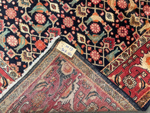 Загрузить изображение в средство просмотра галереи, Alborz - Vintage Hand Made Mahal Rug

