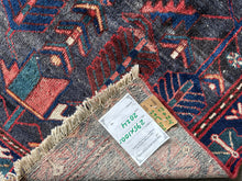 Lade das Bild in den Galerie-Viewer, Salerno - Vintage Hand Made Kazak Rug
