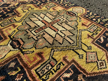 Carregar imagem no visualizador da galeria, Amfissa  - Vintage Hand Made Kazak Runner
