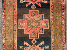 Carica l&#39;immagine nel visualizzatore di Gallery, Lionel - Vintage Caucasian Kazak Runner
