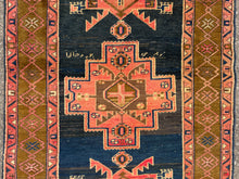 Carregar imagem no visualizador da galeria, Lionel - Vintage Caucasian Kazak Runner
