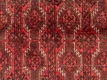 Lade das Bild in den Galerie-Viewer, Firouz - Vintage Tribal Baluch Wool Rug
