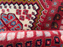 将图片加载到图库查看器，Delkash - Vintage Tribal Shiraz Qashqai Wool Rug

