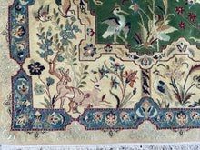 画像をギャラリービューアに読み込む, Amelia - Superb Silk Nain Garden Scene Carpet
