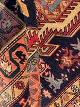 Charger l&#39;image dans la galerie, Xerxes - Vintage Caucasian Peacock Runner
