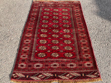 画像をギャラリービューアに読み込む, Olivia - Vintage Tribal Tekke Turkmen Rug
