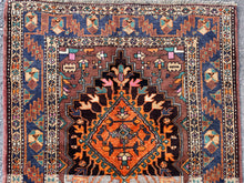 Lade das Bild in den Galerie-Viewer, Noah - Vintage Caucasian Kazak Runner
