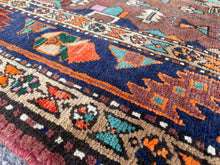 Lade das Bild in den Galerie-Viewer, Noah - Vintage Caucasian Kazak Runner
