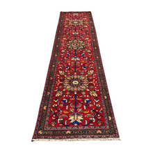 Carica l&#39;immagine nel visualizzatore di Gallery, Saman - Vintage Hand Made Kazak Runner
