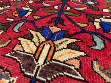 Carica l&#39;immagine nel visualizzatore di Gallery, Saman - Vintage Hand Made Kazak Runner
