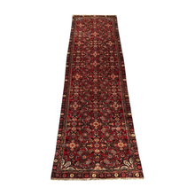 Lade das Bild in den Galerie-Viewer, Adamas  - Vintage Hand Made Mahal Runner
