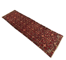 Lade das Bild in den Galerie-Viewer, Adamas  - Vintage Hand Made Mahal Runner
