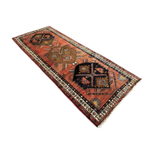 Charger l'image dans la galerie, Solor - Vintage Hand Made Kazak Rug
