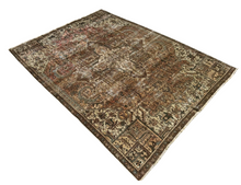 Load image into Gallery viewer, Mateo - Vintage Hand Made Heriz Persian Carpet
