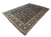 将图片加载到图库查看器，Aldona - Large Kirman Navy Wool Persian Carpet Signed
