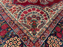 Lade das Bild in den Galerie-Viewer, Ortona - Large Vintage Kirman Persian Rug 10'4" x 6'7"
