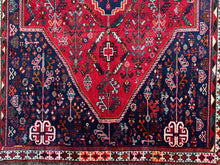 Cargar imagen en el visor de la galería, Chelsea - Vintage Tribal Shiraz Qashqai Wool Rug
