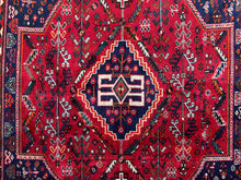 Lade das Bild in den Galerie-Viewer, Chelsea - Vintage Tribal Shiraz Qashqai Wool Rug
